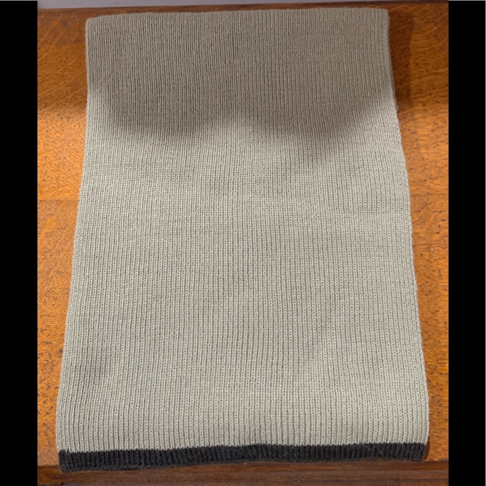 Donated EUC Mexx scarf